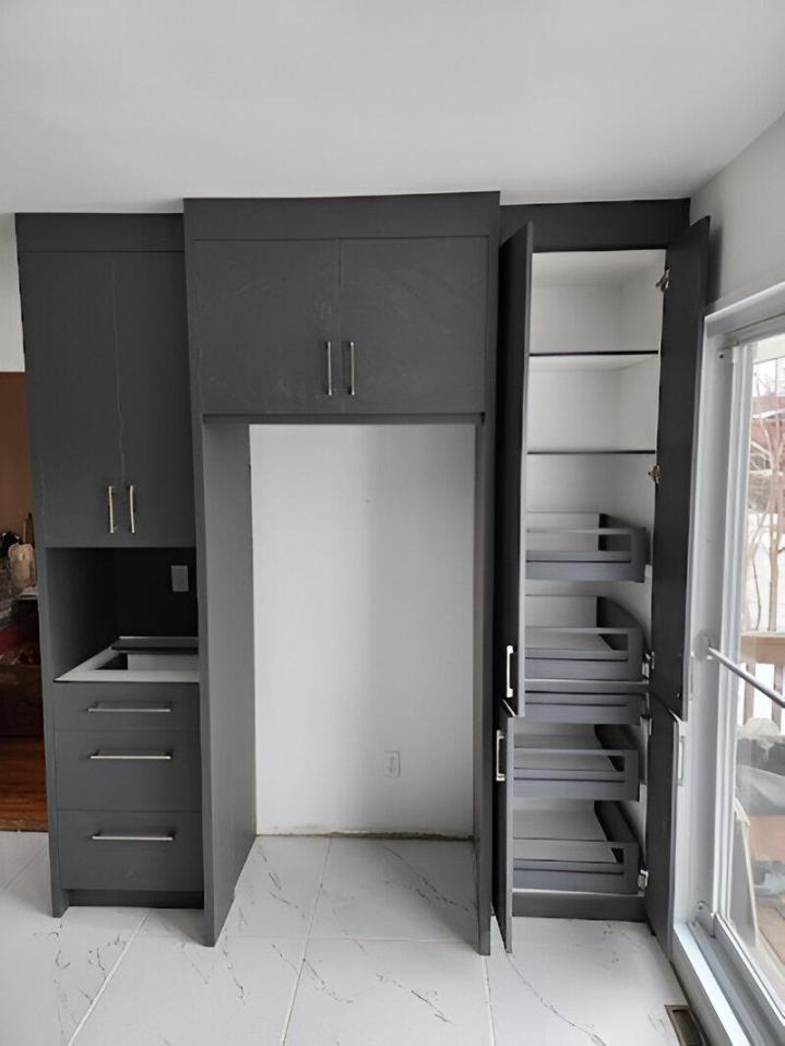 Custom walk-in closet design Montreal