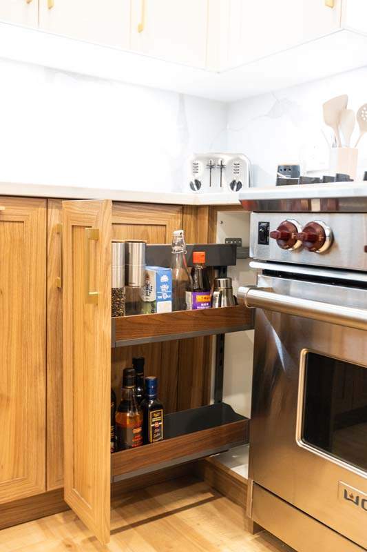 Conception d’armoires de cuisine sur mesure Montréal