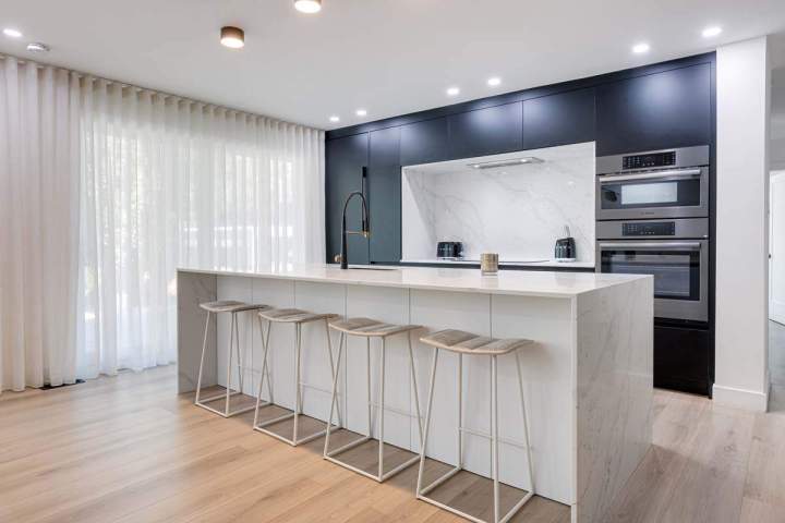 Conception d’armoires de cuisine sur mesure Montréal